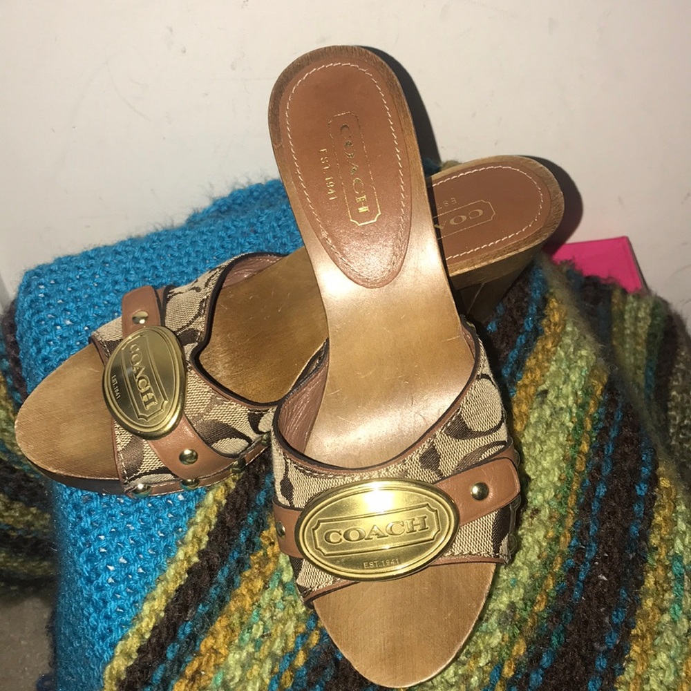 Clog style sandal for women